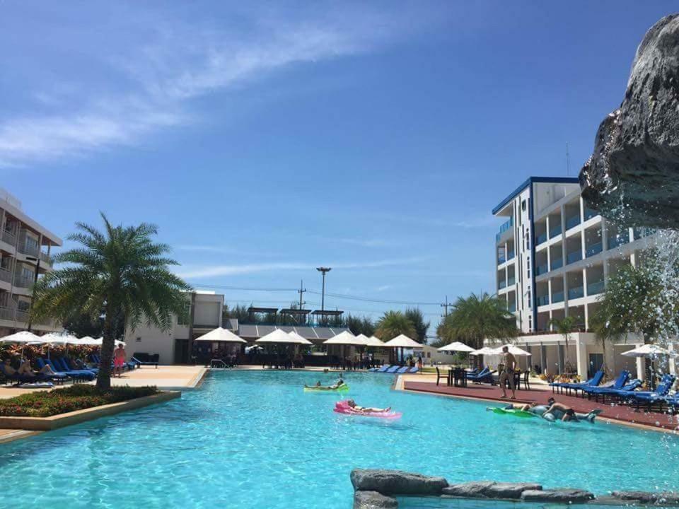 Grandblue Condominium 201 แม่พิมพ์ ภายนอก รูปภาพ